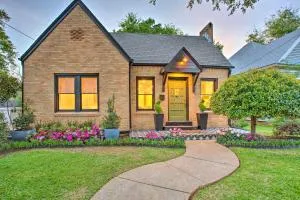 Newly Updated and Charming Azalea District Home - Lindale