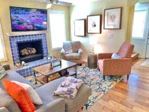 The Comforts Inn: Mountain Escape