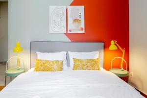 Acropolis Apartments