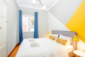 Acropolis Apartments