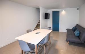 Appartements Amazing apartment in Saint-Martin-sur-lavez with Internet and 2 Bedrooms : photos des chambres