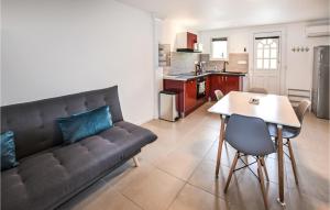 Appartements Amazing apartment in Saint-Martin-sur-lavez with Internet and 2 Bedrooms : photos des chambres