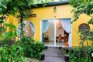 Phòng Giường Đôi Nhìn Ra Hồ Nước (Double Room with Lake View)