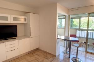 HENRI CAMILLE REAL ESTATE - Latour - Studio 150m Martinez