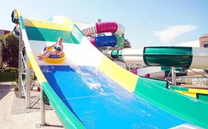 CLUB AQUA PLAZA