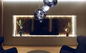 Luxury Smart Home Apartment in Vilnius Old Town, Sleep on Hästens