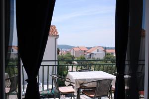 Apartment in Vodice with sea view, balcony, air conditioning, WiFi 612-4