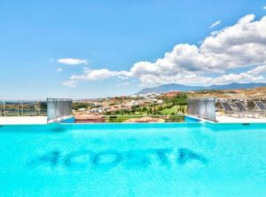 Mediterranean Swing - Acosta Apartment 4, Villa Padierna