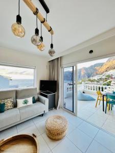 Luxury penthouse with breathtaking views and huge private terraces