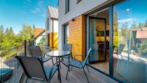 Wonder Home - Domki górskie wolnostojące z prywatnymi tarasami - zielona okolica