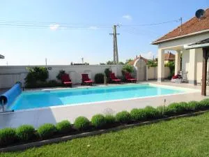 Het Herenhuis - Borsodivánka