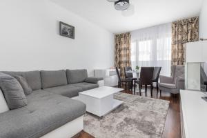 Platan Apartments Świnoujście Center IV by Renters