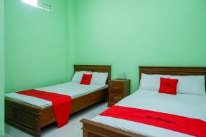 RedDoorz Syariah near Monumen Jogja Kembali