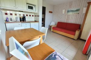 Appartements Cosy 21 M2 With Loggia Pool Near The Beach : photos des chambres