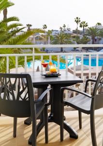 Junior Suite with Pool View (2 Adults) room in H10 Ocean Suites