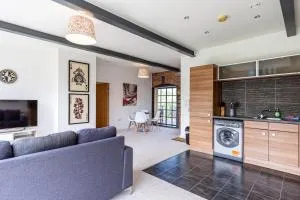 Clock Towers, 2 Bed, Stockton Heath, Warrington, Parking - Sankey