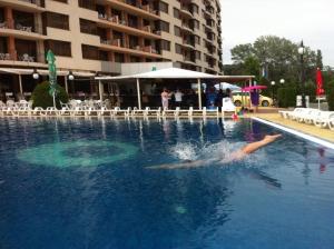 Luxury 4 star complex beach front perfect location heart of Sunny Beach