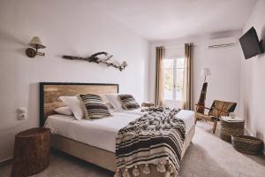 Superior Double Room with 1 Double or Twin Beds room in Capetan Giorgantas