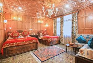 Kolu Group Of Houseboats