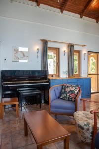 Sunray Luxury Apartment Zagora with piano