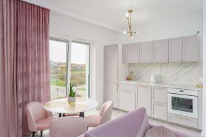 Fredry 2 Apartament Liliowy