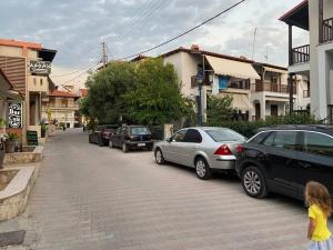 Beautiful apartment by center of Pefkochori Chalkidiki