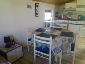 Angela Apartments -Lopar