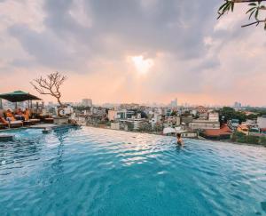 Peridot Grand Luxury Boutique Hotel