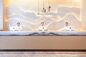 Atour Hotel Lanzhou Anning Zhonghai Plaza - Linxia