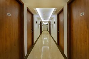 Hotel Leo Saffron - Pitampura