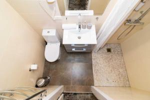 Alka, City Apt. Sea, Park and Parking, by Cohost