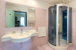 Chambre Familiale (2 Adultes et 2 Enfants)