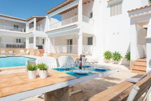Apartment ONA 1 ONE SUN with Pool, AC, BBQ, Wifi in Cala Dor