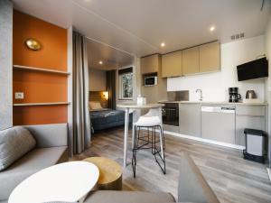 Campings Camping 3 etoiles Les Fougeres : photos des chambres