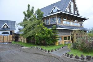 Lake Elementaita Nature Pebbles & Spar