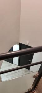 B&B / Chambres d'hotes La Villa Jacuzzi et Cinema LES 300 a 15 min de Paris JO 2024 et du Stade de France TARIFS PRIVILEGES SEMAINE OU MOIS DISPONIBLE : photos des chambres
