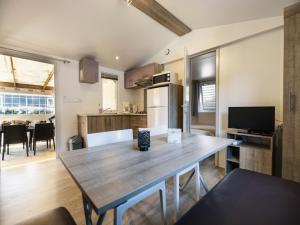 Campings Camping 4 etoiles Les Fougeres : photos des chambres
