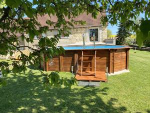 Appartements Studio avec piscine partagee jardin amenage et wifi a Charmes : photos des chambres