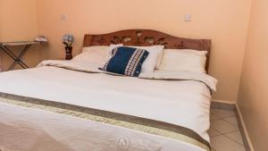 Lux Suites Makao Rossyln Apartments