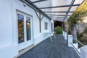 THE WHITE HOUSE BEAUSOLEIL- Monaco Border Waterfall & View of Sea and Monaco