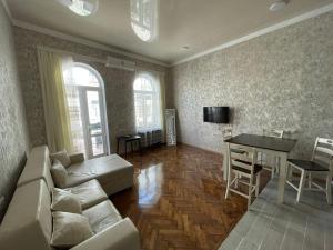 Центр города Батуми Apartment Rustaveli 13