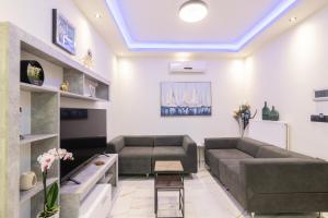 Alkeos Suite by "elite"