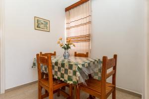 Alexandros Studios by Estia