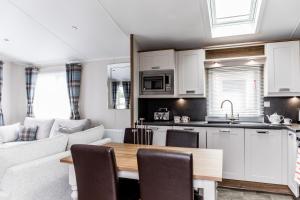 Two-Bedroom Villa room in Pentire Coastal Holiday Park
