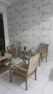 3Rooms 10pax MC 5 star hotel Sofa&Bed MRT McD Axiata