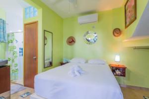 Casa Cielo Studio 1 with Tropical Garden Patio