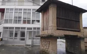 EnSAN CIPRIAN CASA DEL HÓRREO - Cervo