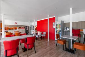 Hotels Premiere Classe Rennes Ouest - Le Rheu : photos des chambres