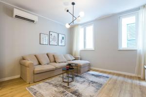Karlas exclusive central apartment