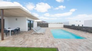 Blancazul Villa Isora